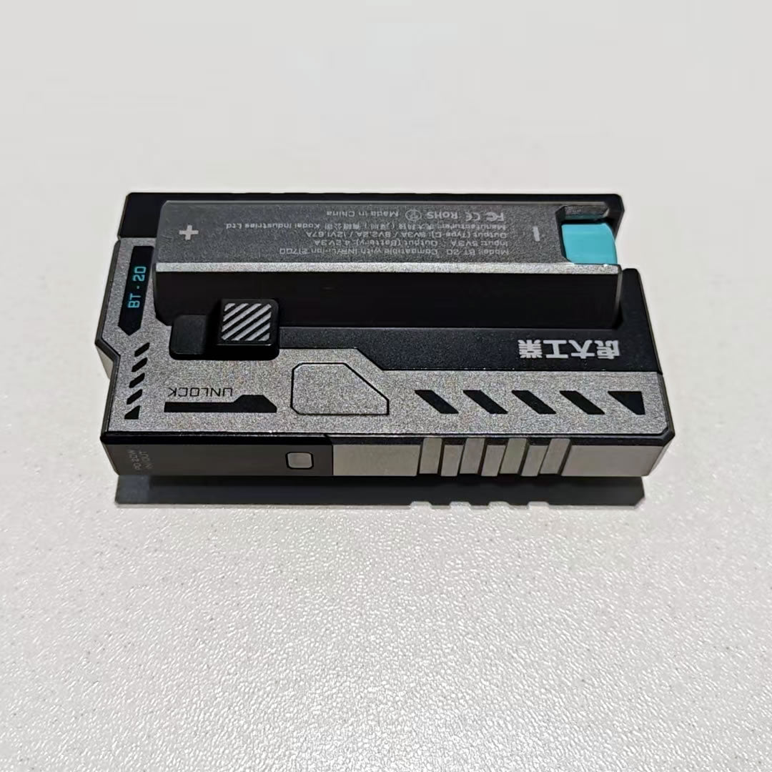 Replaceable Battery-operated Power Bank (INR 21700 5000mAh Battery included)